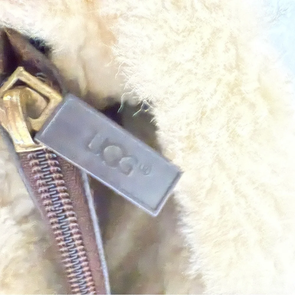 UGG Australia Shearling Suede & Leather Tote — Classic Tan - Picture 7 of 8